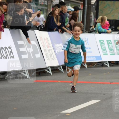 21.09.2025 - PSD Bank Halbmarathon Strokosch-Dieckow http://msf.ph/oto/8942331 21.09.2025 10:30:02 Ziel 140, 141, 145, 195, 231, 234, 245, 272, 276, 430, 438 meine-sportfotos.de