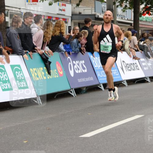 21.09.2025 - PSD Bank Halbmarathon Strokosch-Dieckow http://msf.ph/oto/8942357 21.09.2025 11:30:49 Ziel 1066, 1689, 1850, 1919, 2022, 2121 meine-sportfotos.de