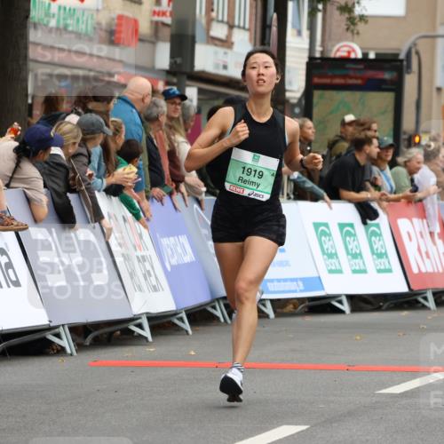 21.09.2025 - PSD Bank Halbmarathon Strokosch-Dieckow http://msf.ph/oto/8942377 21.09.2025 11:30:53 Ziel 1428, 1689, 1850, 1919, 2012, 2121 meine-sportfotos.de
