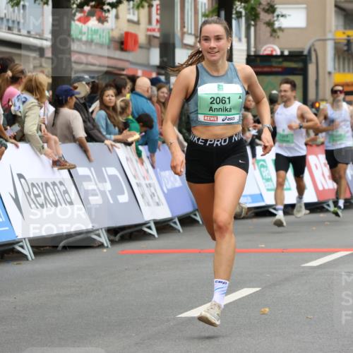 21.09.2025 - PSD Bank Halbmarathon Strokosch-Dieckow http://msf.ph/oto/8942471 21.09.2025 11:31:33 Ziel 1317, 1607, 2061, 2076, 2243 meine-sportfotos.de