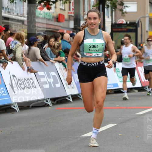 21.09.2025 - PSD Bank Halbmarathon Strokosch-Dieckow http://msf.ph/oto/8942473 21.09.2025 11:31:33 Ziel 1317, 1607, 2061, 2076, 2243 meine-sportfotos.de