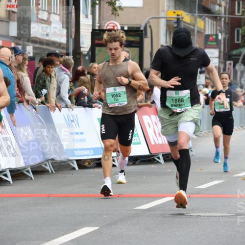 21.09.2025 - PSD Bank Halbmarathon Strokosch-Dieckow http://msf.ph/oto/8942536 21.09.2025 11:31:49 Ziel 1052, 1167, 1174, 1326, 1852, 1888, 1890, 1972, 1991, 2025, 2044 meine-sportfotos.de