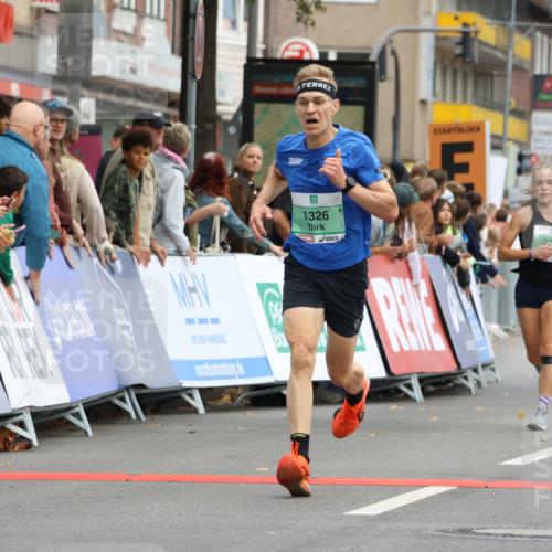 21.09.2025 - PSD Bank Halbmarathon Strokosch-Dieckow http://msf.ph/oto/8942547 21.09.2025 11:31:55 Ziel 1052, 1167, 1326, 1852, 1888, 1890, 2025, 2109 meine-sportfotos.de