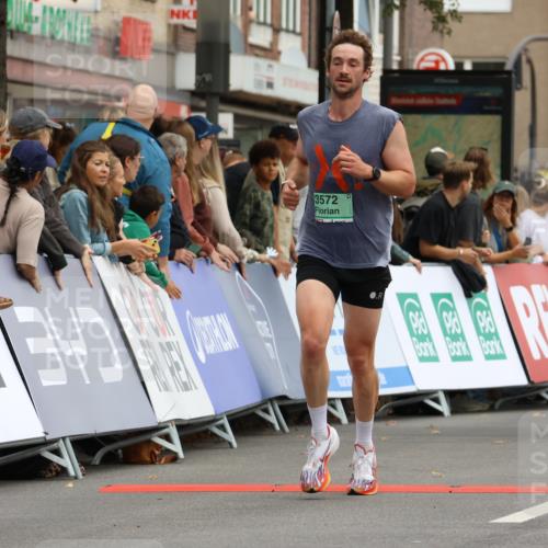 21.09.2025 - PSD Bank Halbmarathon Strokosch-Dieckow http://msf.ph/oto/8942566 21.09.2025 11:32:08 Ziel 2005, 2109, 3572 meine-sportfotos.de