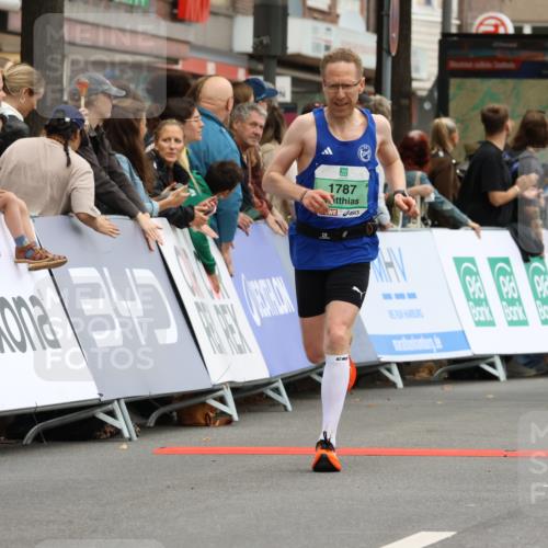 21.09.2025 - PSD Bank Halbmarathon Strokosch-Dieckow http://msf.ph/oto/8942614 21.09.2025 11:32:41 Ziel 1251, 1787, 2090 meine-sportfotos.de