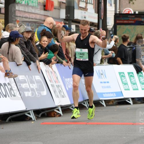 21.09.2025 - PSD Bank Halbmarathon Strokosch-Dieckow http://msf.ph/oto/8942622 21.09.2025 11:32:50 Ziel 1787, 1822 meine-sportfotos.de
