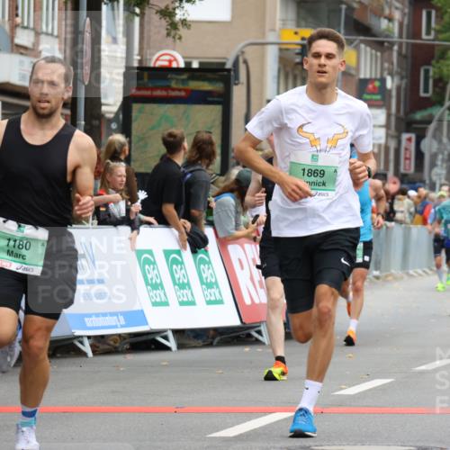 21.09.2025 - PSD Bank Halbmarathon Strokosch-Dieckow http://msf.ph/oto/8942662 21.09.2025 11:33:04 Ziel 1180, 1344, 1805, 1869, 1883, 1891, 1897, 1935, 1961 meine-sportfotos.de