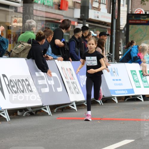 21.09.2025 - PSD Bank Halbmarathon Strokosch-Dieckow http://msf.ph/oto/8942663 21.09.2025 10:31:51 Ziel 175, 190, 191, 208, 336 meine-sportfotos.de