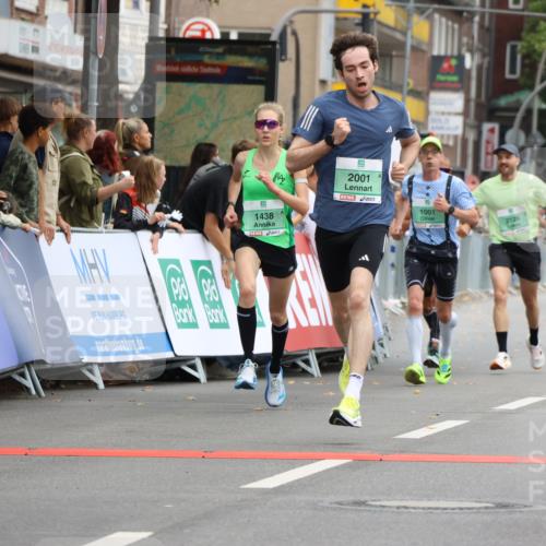 21.09.2025 - PSD Bank Halbmarathon Strokosch-Dieckow http://msf.ph/oto/8942694 21.09.2025 11:33:14 Ziel 1001, 1180, 1344, 1438, 1533, 1869, 1883, 1891, 1897, 1933, 1935, 1961, 2001, 2126, 4000, 4064 meine-sportfotos.de