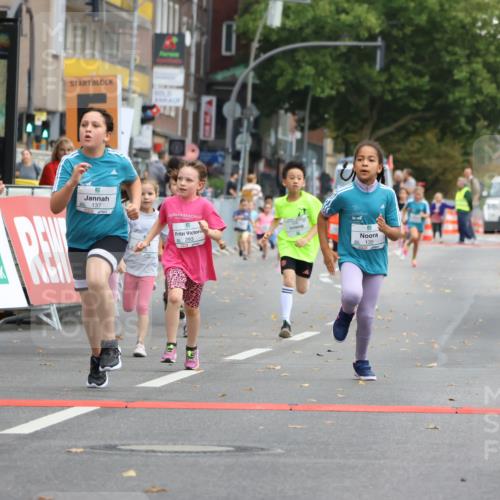 21.09.2025 - PSD Bank Halbmarathon Strokosch-Dieckow http://msf.ph/oto/8942697 21.09.2025 10:32:00 Ziel 110, 135, 137, 208, 259, 260, 293, 309, 322, 336, 369, 427 meine-sportfotos.de