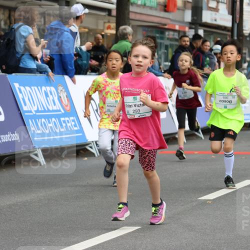 21.09.2025 - PSD Bank Halbmarathon Strokosch-Dieckow http://msf.ph/oto/8942718 21.09.2025 10:32:06 Ziel 110, 135, 137, 259, 260, 293, 309, 322, 336, 369, 385, 427 meine-sportfotos.de