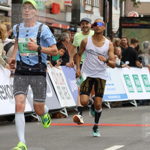 21.09.2025 - PSD Bank Halbmarathon Strokosch-Dieckow http://msf.ph/oto/8942726 21.09.2025 11:33:18 Ziel 1001, 1344, 1438, 1533, 1883, 1933, 1935, 2001, 2126, 4000, 4064 meine-sportfotos.de