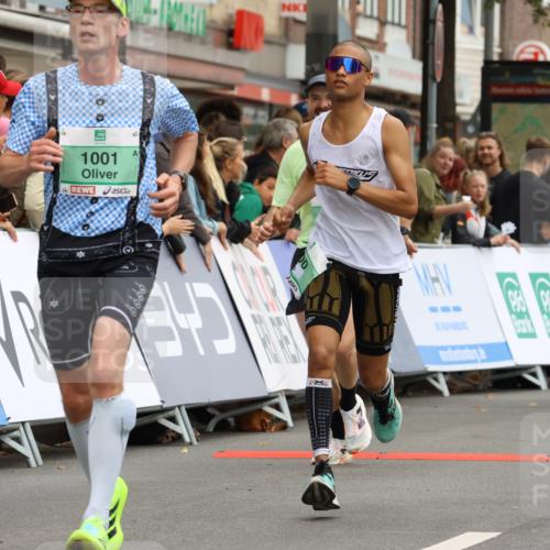 21.09.2025 - PSD Bank Halbmarathon Strokosch-Dieckow http://msf.ph/oto/8942733 21.09.2025 11:33:19 Ziel 1001, 1438, 1533, 1933, 2001, 2126, 4000, 4064 meine-sportfotos.de