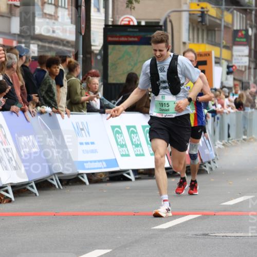 21.09.2025 - PSD Bank Halbmarathon Strokosch-Dieckow http://msf.ph/oto/8942748 21.09.2025 11:33:34 Ziel 1915, 1936, 1990, 2068 meine-sportfotos.de