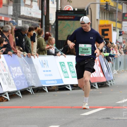 21.09.2025 - PSD Bank Halbmarathon Strokosch-Dieckow http://msf.ph/oto/8942769 21.09.2025 11:33:39 Ziel 1577, 1855, 1915, 1936, 1990, 2014, 2068 meine-sportfotos.de