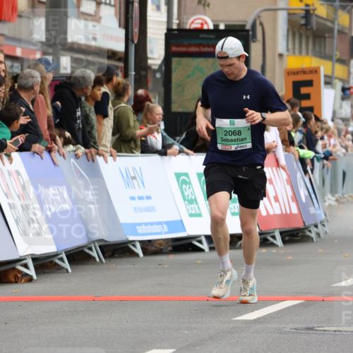 21.09.2025 - PSD Bank Halbmarathon Strokosch-Dieckow http://msf.ph/oto/8942773 21.09.2025 11:33:39 Ziel 1577, 1855, 1915, 1936, 1990, 2014, 2068 meine-sportfotos.de