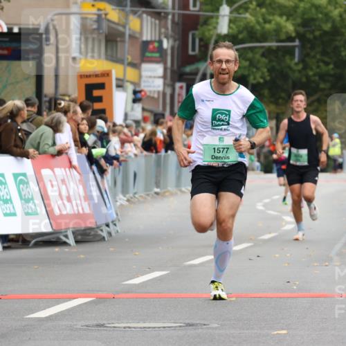 21.09.2025 - PSD Bank Halbmarathon Strokosch-Dieckow http://msf.ph/oto/8942785 21.09.2025 11:33:41 Ziel 1577, 1855, 1915, 1936, 1990, 2014, 2068 meine-sportfotos.de