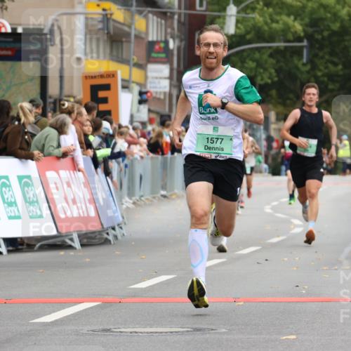 21.09.2025 - PSD Bank Halbmarathon Strokosch-Dieckow http://msf.ph/oto/8942791 21.09.2025 11:33:41 Ziel 1577, 1855, 1915, 1936, 1990, 2014, 2068 meine-sportfotos.de