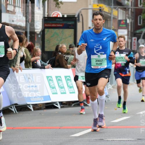 21.09.2025 - PSD Bank Halbmarathon Strokosch-Dieckow http://msf.ph/oto/8942821 21.09.2025 11:33:51 Ziel 1577, 1855, 1946, 1979, 2014, 2018, 2082, 3907 meine-sportfotos.de