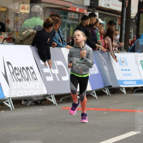 21.09.2025 - PSD Bank Halbmarathon Strokosch-Dieckow http://msf.ph/oto/8942828 21.09.2025 10:32:50 Ziel 156, 160, 291, 386, 394 meine-sportfotos.de