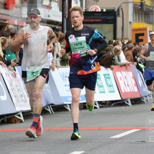 21.09.2025 - PSD Bank Halbmarathon Strokosch-Dieckow http://msf.ph/oto/8942830 21.09.2025 11:33:54 Ziel 1855, 1946, 1979, 2014, 2018, 2082, 3907 meine-sportfotos.de