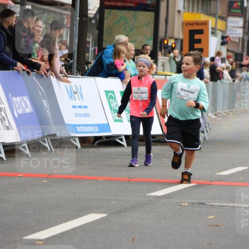 21.09.2025 - PSD Bank Halbmarathon Strokosch-Dieckow http://msf.ph/oto/8942843 21.09.2025 10:32:56 Ziel 156, 291, 295, 386, 410 meine-sportfotos.de