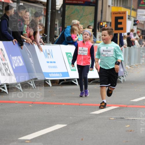 21.09.2025 - PSD Bank Halbmarathon Strokosch-Dieckow http://msf.ph/oto/8942849 21.09.2025 10:32:56 Ziel 156, 291, 295, 386, 410 meine-sportfotos.de