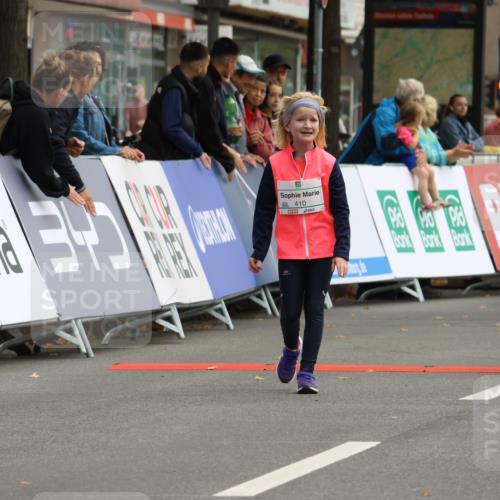 21.09.2025 - PSD Bank Halbmarathon Strokosch-Dieckow http://msf.ph/oto/8942853 21.09.2025 10:33:01 Ziel 156, 295, 386, 410 meine-sportfotos.de
