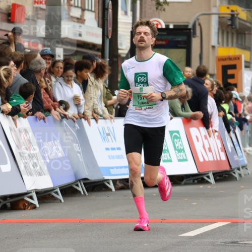 21.09.2025 - PSD Bank Halbmarathon Strokosch-Dieckow http://msf.ph/oto/8942926 21.09.2025 11:35:00 Ziel 1089, 1578, 2007 meine-sportfotos.de
