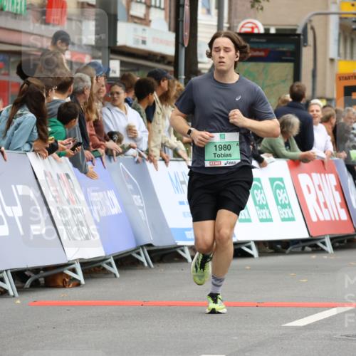 21.09.2025 - PSD Bank Halbmarathon Strokosch-Dieckow http://msf.ph/oto/8942944 21.09.2025 11:35:16 Ziel 1184, 1454, 1980, 1988, 2034, 2035, 2094 meine-sportfotos.de