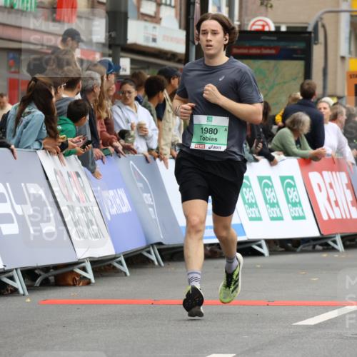 21.09.2025 - PSD Bank Halbmarathon Strokosch-Dieckow http://msf.ph/oto/8942951 21.09.2025 11:35:16 Ziel 1184, 1454, 1980, 1988, 2034, 2035, 2094 meine-sportfotos.de