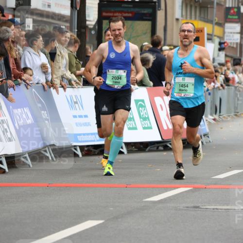 21.09.2025 - PSD Bank Halbmarathon Strokosch-Dieckow http://msf.ph/oto/8942955 21.09.2025 11:35:19 Ziel 1184, 1454, 1980, 1988, 2034 meine-sportfotos.de