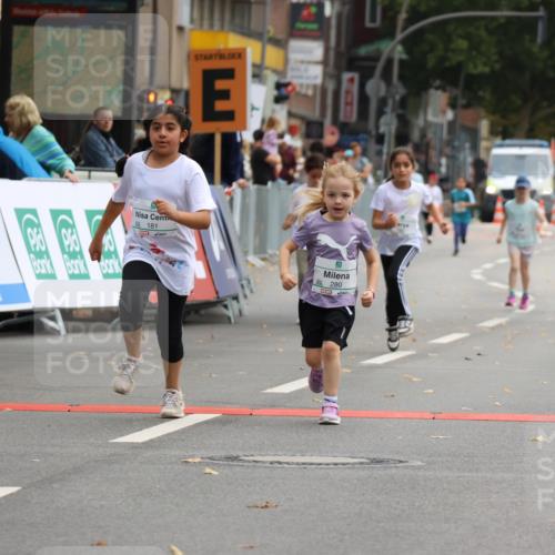 21.09.2025 - PSD Bank Halbmarathon Strokosch-Dieckow http://msf.ph/oto/8942976 21.09.2025 10:34:16 Ziel 180, 181, 188, 280 meine-sportfotos.de