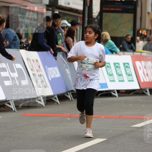 21.09.2025 - PSD Bank Halbmarathon Strokosch-Dieckow http://msf.ph/oto/8942985 21.09.2025 10:34:18 Ziel 180, 181, 188, 280 meine-sportfotos.de
