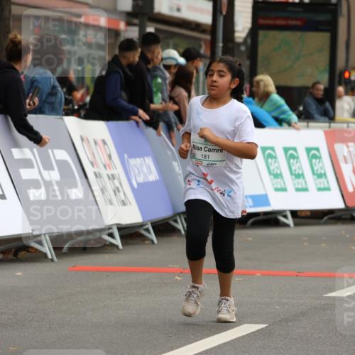21.09.2025 - PSD Bank Halbmarathon Strokosch-Dieckow http://msf.ph/oto/8942989 21.09.2025 10:34:18 Ziel 180, 181, 188, 280 meine-sportfotos.de