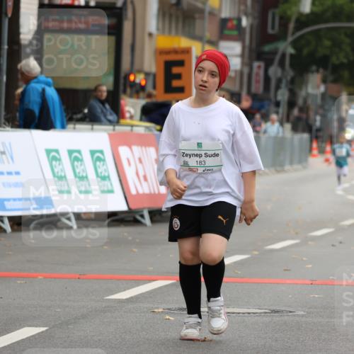 21.09.2025 - PSD Bank Halbmarathon Strokosch-Dieckow http://msf.ph/oto/8943044 21.09.2025 10:34:46 Ziel 146, 183 meine-sportfotos.de