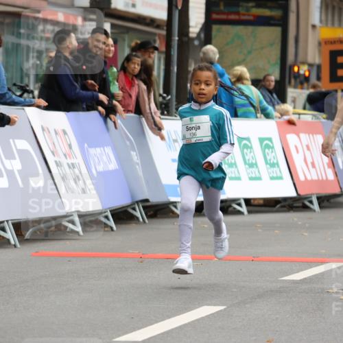 21.09.2025 - PSD Bank Halbmarathon Strokosch-Dieckow http://msf.ph/oto/8943055 21.09.2025 10:34:59 Ziel 136 meine-sportfotos.de