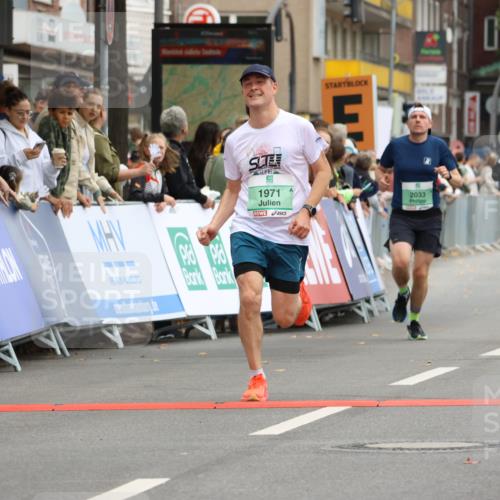 21.09.2025 - PSD Bank Halbmarathon Strokosch-Dieckow http://msf.ph/oto/8943073 21.09.2025 11:35:56 Ziel 1426, 1922, 1952, 1971, 2033, 2051, 2110 meine-sportfotos.de