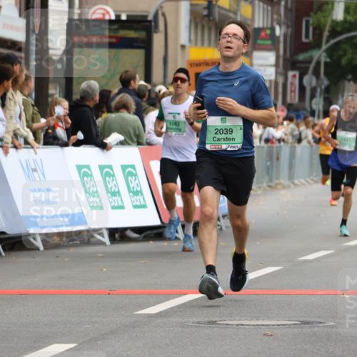 21.09.2025 - PSD Bank Halbmarathon Strokosch-Dieckow http://msf.ph/oto/8943141 21.09.2025 11:36:29 Ziel 1421, 1563, 2039 meine-sportfotos.de
