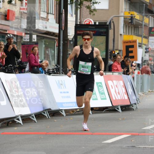21.09.2025 - PSD Bank Halbmarathon Strokosch-Dieckow http://msf.ph/oto/8943163 21.09.2025 11:06:57 Ziel 4011 meine-sportfotos.de