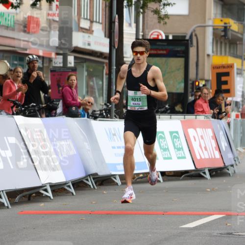 21.09.2025 - PSD Bank Halbmarathon Strokosch-Dieckow http://msf.ph/oto/8943169 21.09.2025 11:06:57 Ziel 4011 meine-sportfotos.de