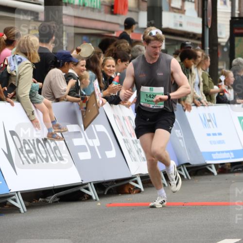 21.09.2025 - PSD Bank Halbmarathon Strokosch-Dieckow http://msf.ph/oto/8943196 21.09.2025 11:36:49 Ziel 1420, 1646, 2030, 2398 meine-sportfotos.de