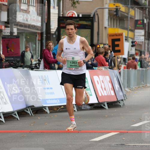 21.09.2025 - PSD Bank Halbmarathon Strokosch-Dieckow http://msf.ph/oto/8943211 21.09.2025 11:09:45 Ziel 1303 meine-sportfotos.de