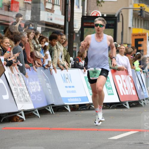 21.09.2025 - PSD Bank Halbmarathon Strokosch-Dieckow http://msf.ph/oto/8943215 21.09.2025 11:36:59 Ziel 1420, 1902, 2031 meine-sportfotos.de