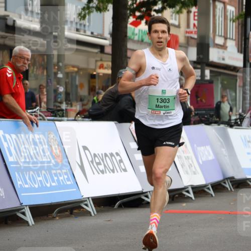 21.09.2025 - PSD Bank Halbmarathon Strokosch-Dieckow http://msf.ph/oto/8943222 21.09.2025 11:09:46 Ziel 1303 meine-sportfotos.de