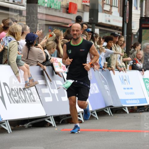 21.09.2025 - PSD Bank Halbmarathon Strokosch-Dieckow http://msf.ph/oto/8943225 21.09.2025 11:37:08 Ziel 1085, 1902, 1998, 2036 meine-sportfotos.de