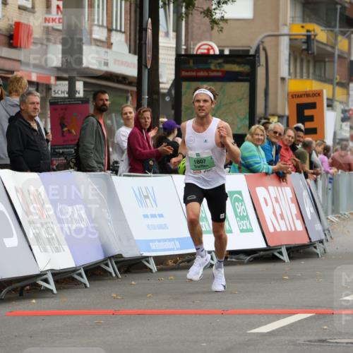 21.09.2025 - PSD Bank Halbmarathon Strokosch-Dieckow http://msf.ph/oto/8943233 21.09.2025 11:12:36 Ziel 1807 meine-sportfotos.de
