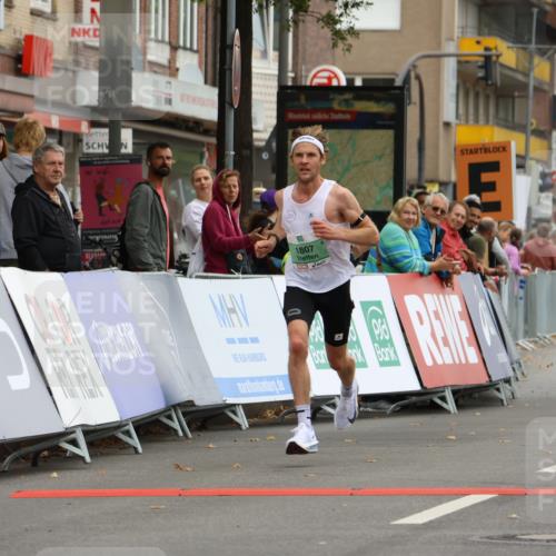 21.09.2025 - PSD Bank Halbmarathon Strokosch-Dieckow http://msf.ph/oto/8943236 21.09.2025 11:12:36 Ziel 1807 meine-sportfotos.de