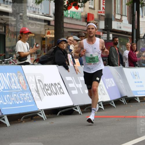21.09.2025 - PSD Bank Halbmarathon Strokosch-Dieckow http://msf.ph/oto/8943255 21.09.2025 11:12:37 Ziel 1807 meine-sportfotos.de