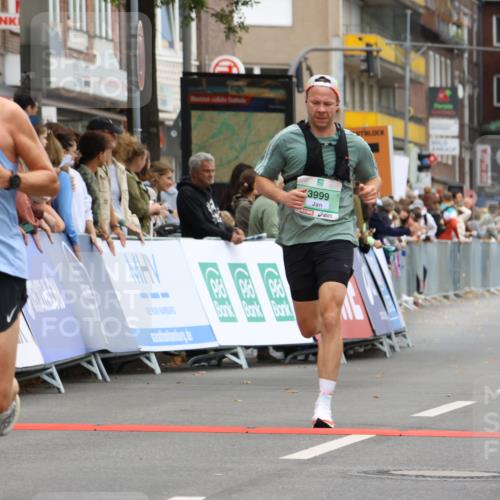 21.09.2025 - PSD Bank Halbmarathon Strokosch-Dieckow http://msf.ph/oto/8943276 21.09.2025 11:37:34 Ziel 1216, 2017, 2132, 2226, 3999 meine-sportfotos.de